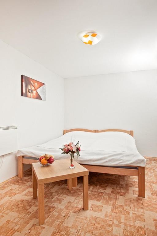 Apartments Castanea Сараево Стая снимка